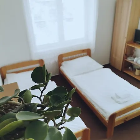 Pod Kostelickem بيت ضيافة 3*