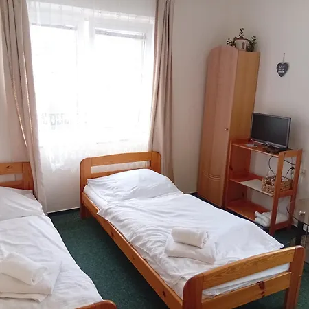 بيت ضيافة Pod Kostelickem
