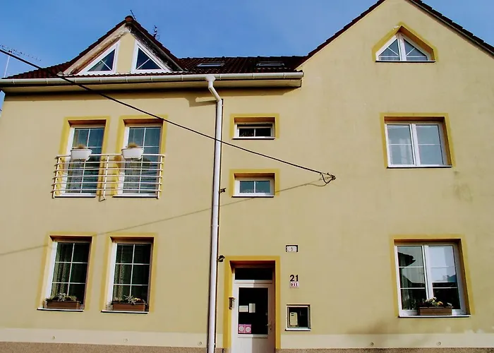 Pod Kostelickem Gasthuis 3*